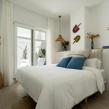 Mistral Playa La Caleta Ascensor Grupo Ac Gestion Cádiz