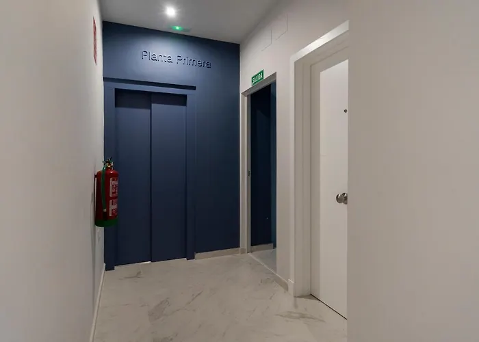 Mistral Playa La Caleta Ascensor Grupo Ac Gestion Cádiz