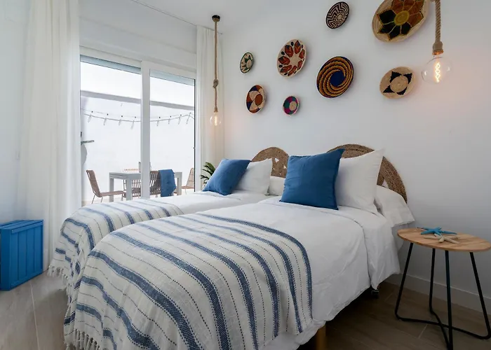 Mistral Playa La Caleta Ascensor Grupo Ac Gestion Cádiz